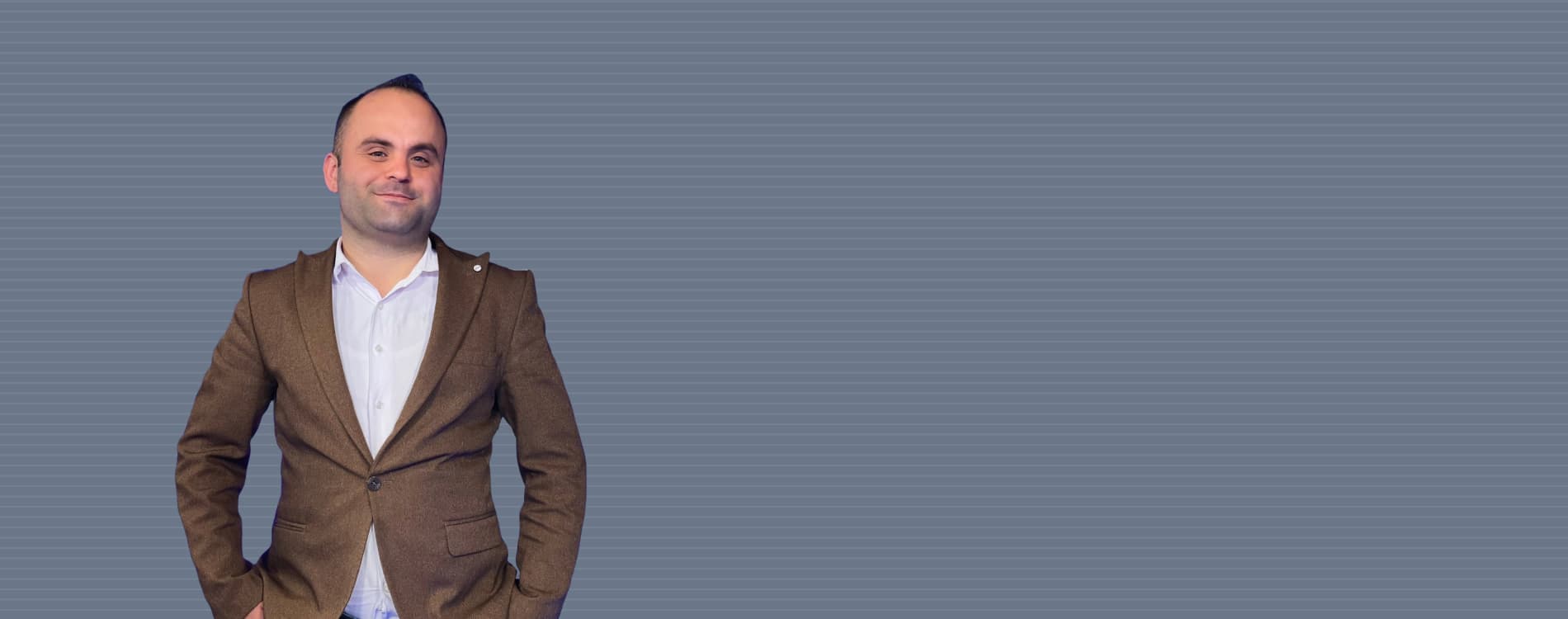 نیاز مستەفا