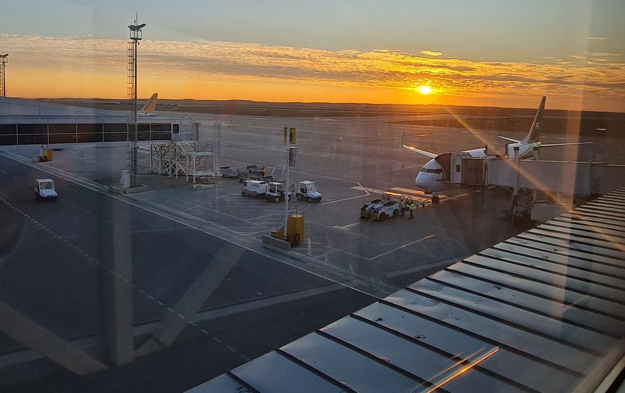 ما الذي حدث في مطار أربيل الليلة الماضية؟