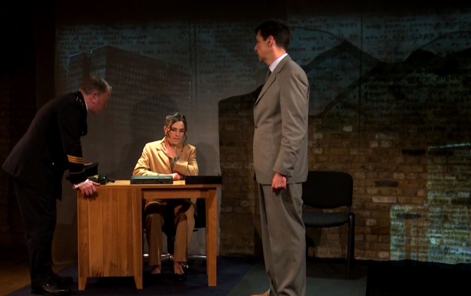 Çîroka 'Herêma Aram' bû şano: Koça mîlyonî ya Kurdan li ser dikên Londonê ye