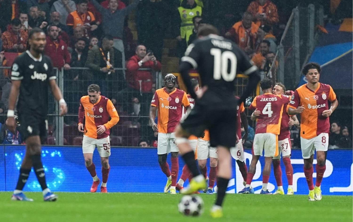 Galatasaray evinde Juventus'u 5 golle yendi