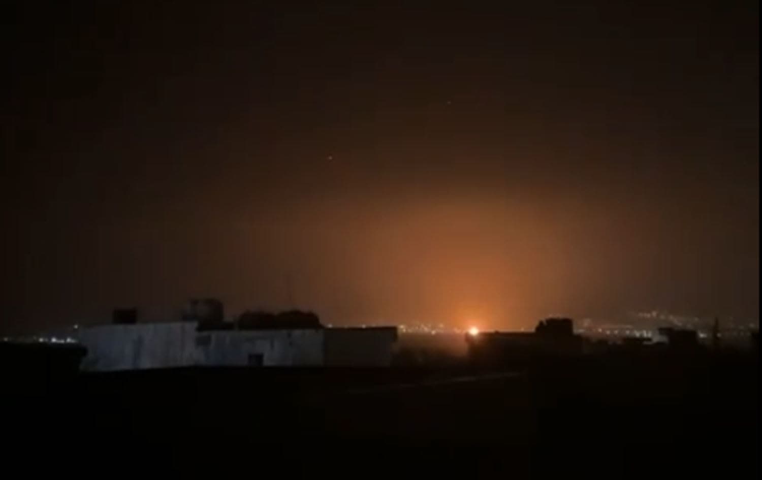 رۆژی دووشەممە نزیکەی 20 هێرش بە درۆن کراوەتە سەر هەولێر 