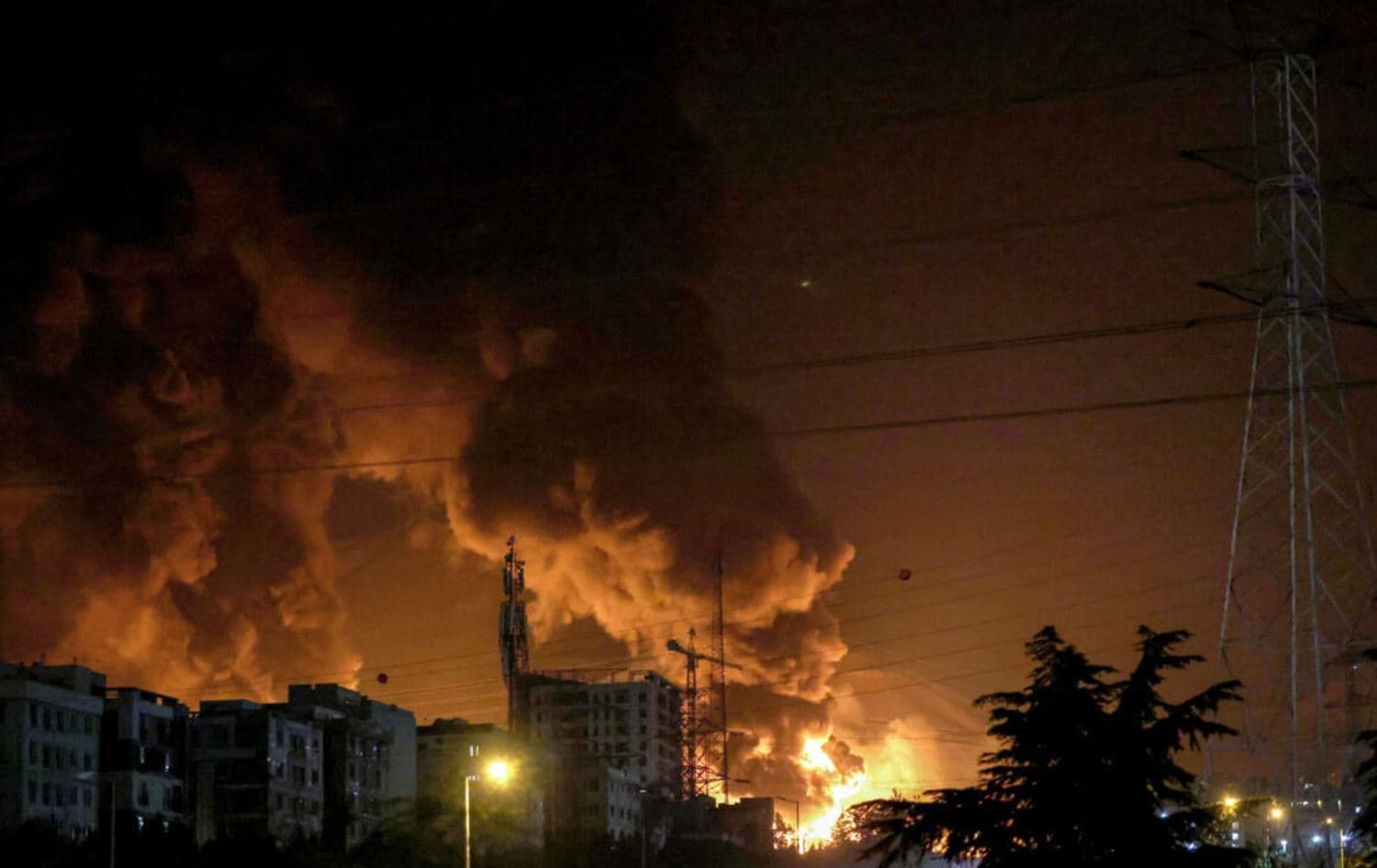 اسرائيل تستهدف القيادات الايرانية لإضعاف القيادة.. خبراء لرووداو: لا يمكن تغيير النظام بالصواريخ