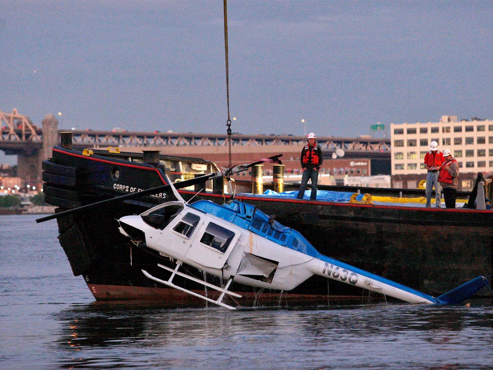 سەرباز و هاووڵاتیی تورکیا لە کەوتنەخوارەوەی هێلیکۆپتەرەکەی قەتەر گیانیان لەدەستدا