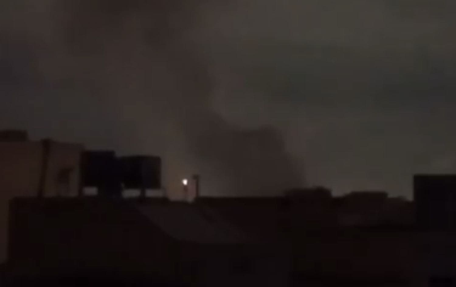 هێرش کرایە سەر فڕۆکەخانەی نێودەوڵەتیی کوێت