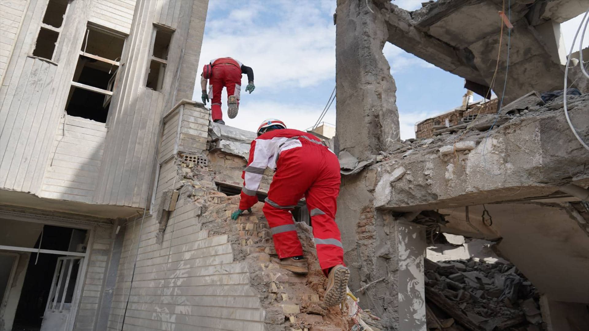  مانگی سووری ئێران: 4 ملیۆن خۆبەخش و 100 هەزار پسپۆڕمان هەیە