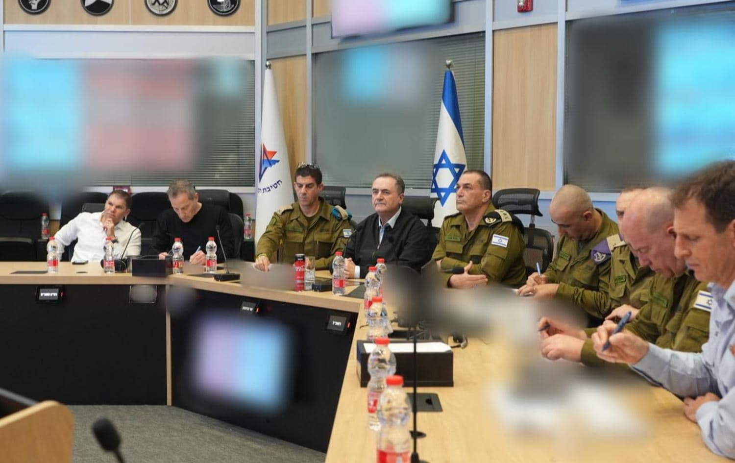 İsrail Savunma Bakanı, İran ve Lübnan'a yeni saldırı planını onayladı