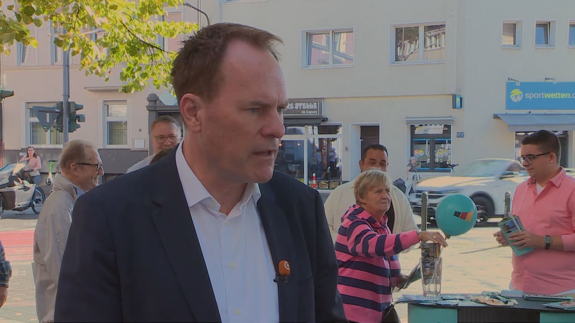 Dusseldorf mayor campaigns on climate change, housing in key German election