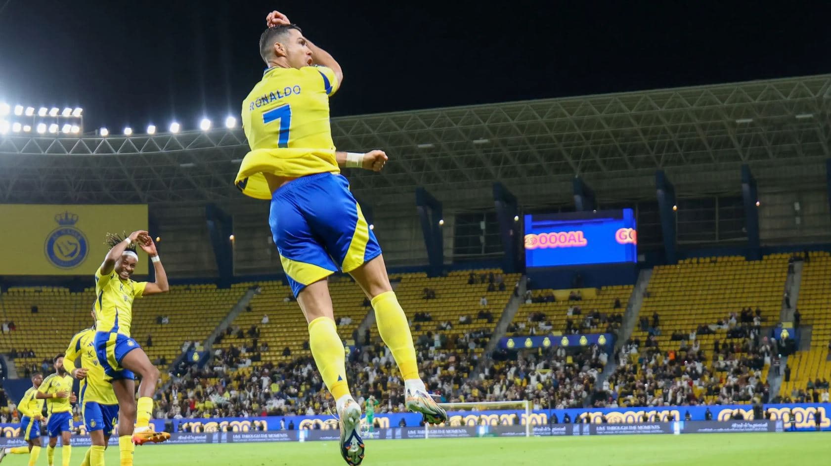 Ronaldo ber bi hezar golî ve diçe: Çend gol man?