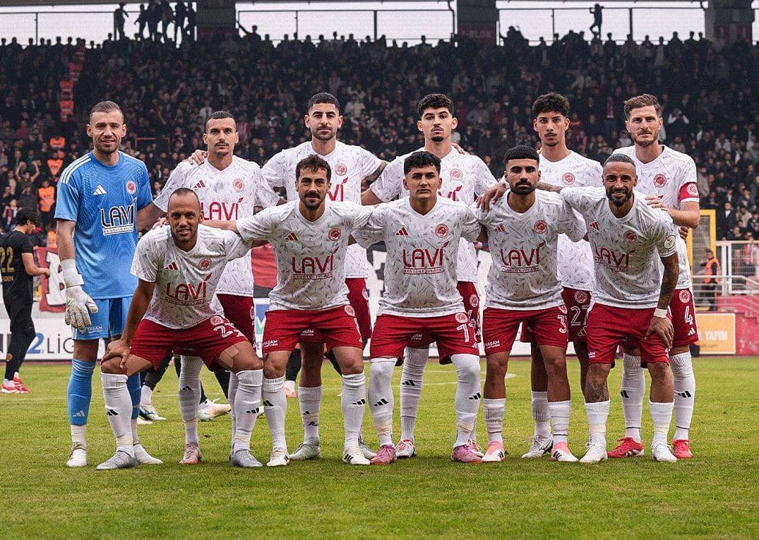 Batman Petrolspor ber bi şampiyoniyeke dîrokî ve dimeşe