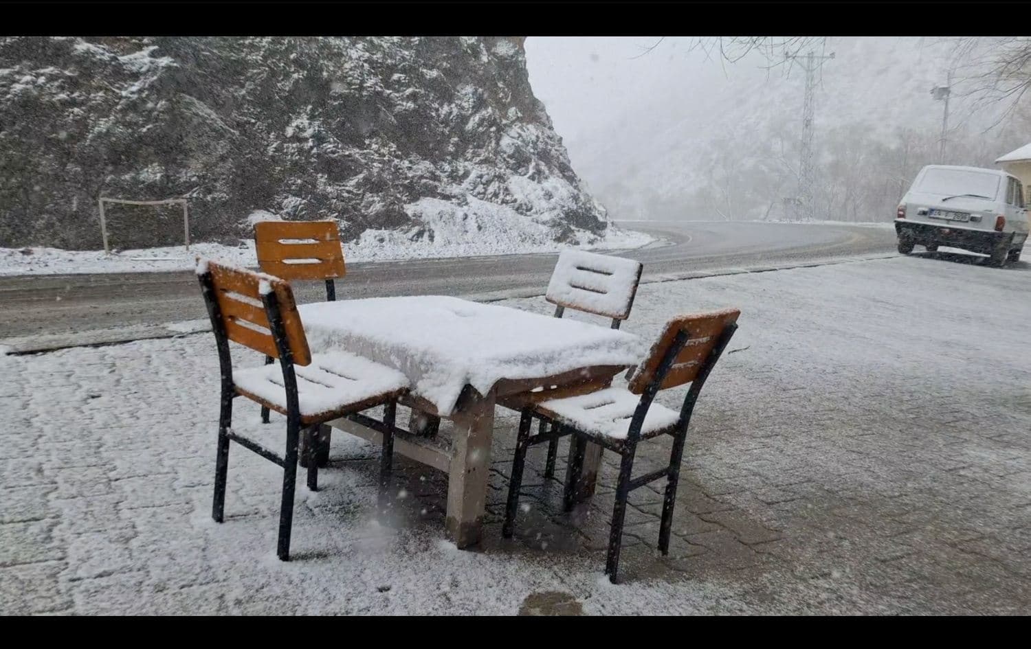 Li Dêrsimê berf bariya