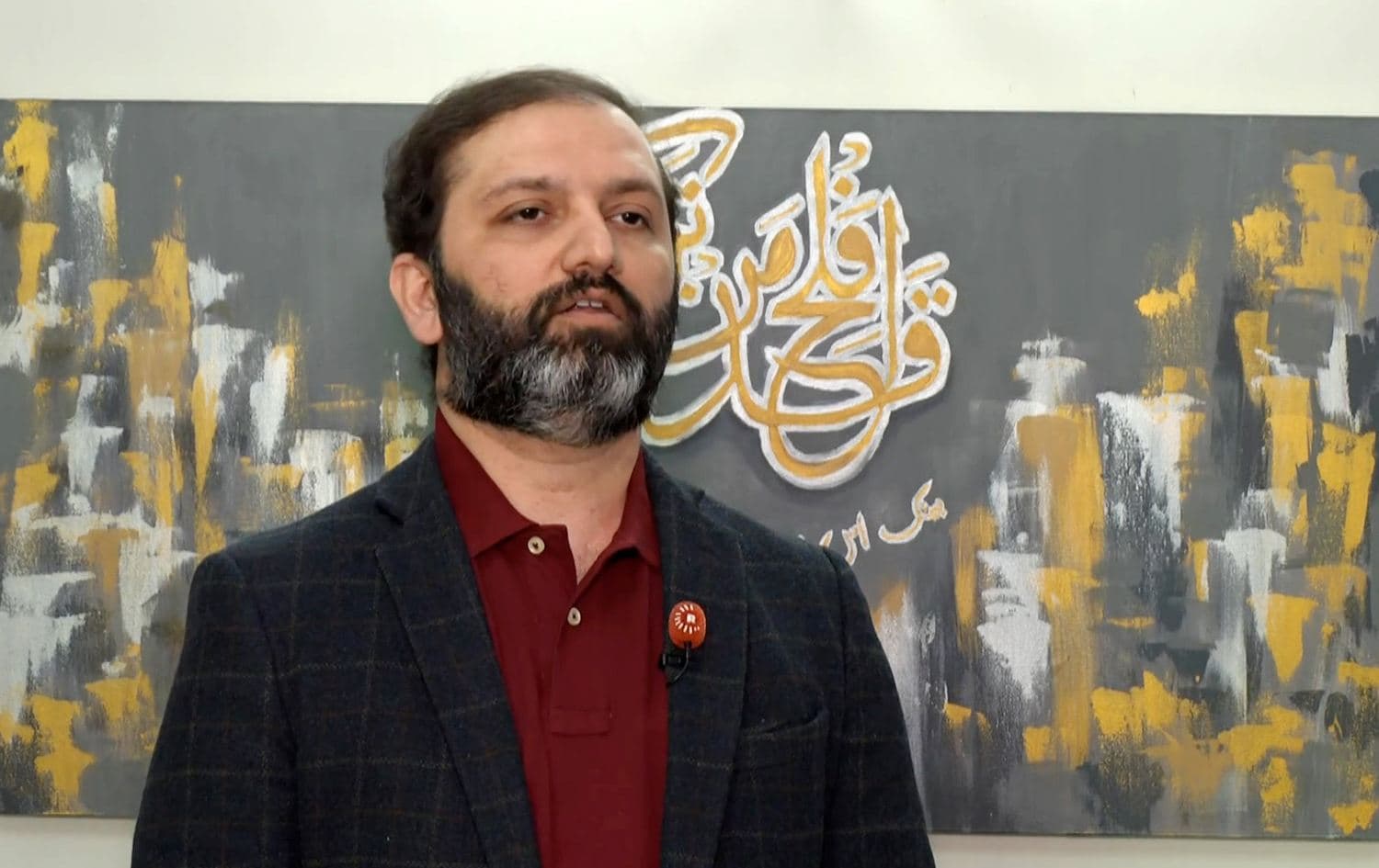 Pakistan working to persuade US to lift blockade of Strait of Hormuz: MP