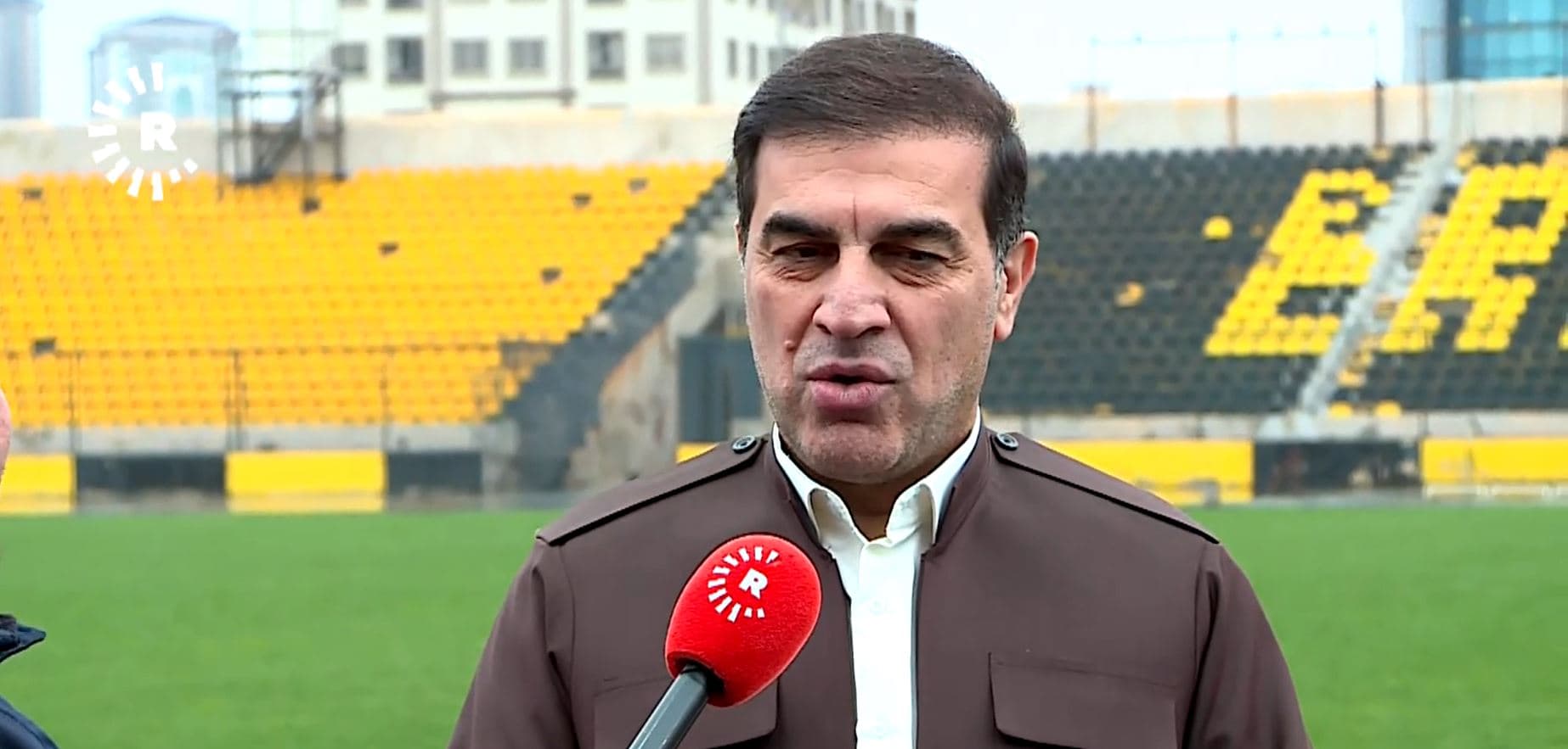 ڤیدیۆ؛ سەفین یاسین لە رێگەی رووداو سپۆرتسەوە مژدەیەکی خۆش دەداتە هاندەرانی یانەی هەولێر