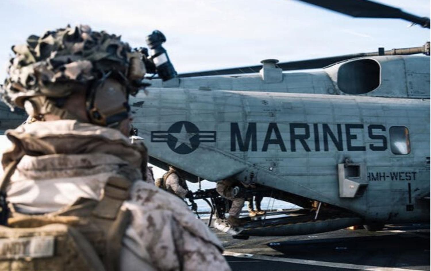 من المقرر وصول 2200 من المارينز إلى الشرق الأوسط يوم الجمعة