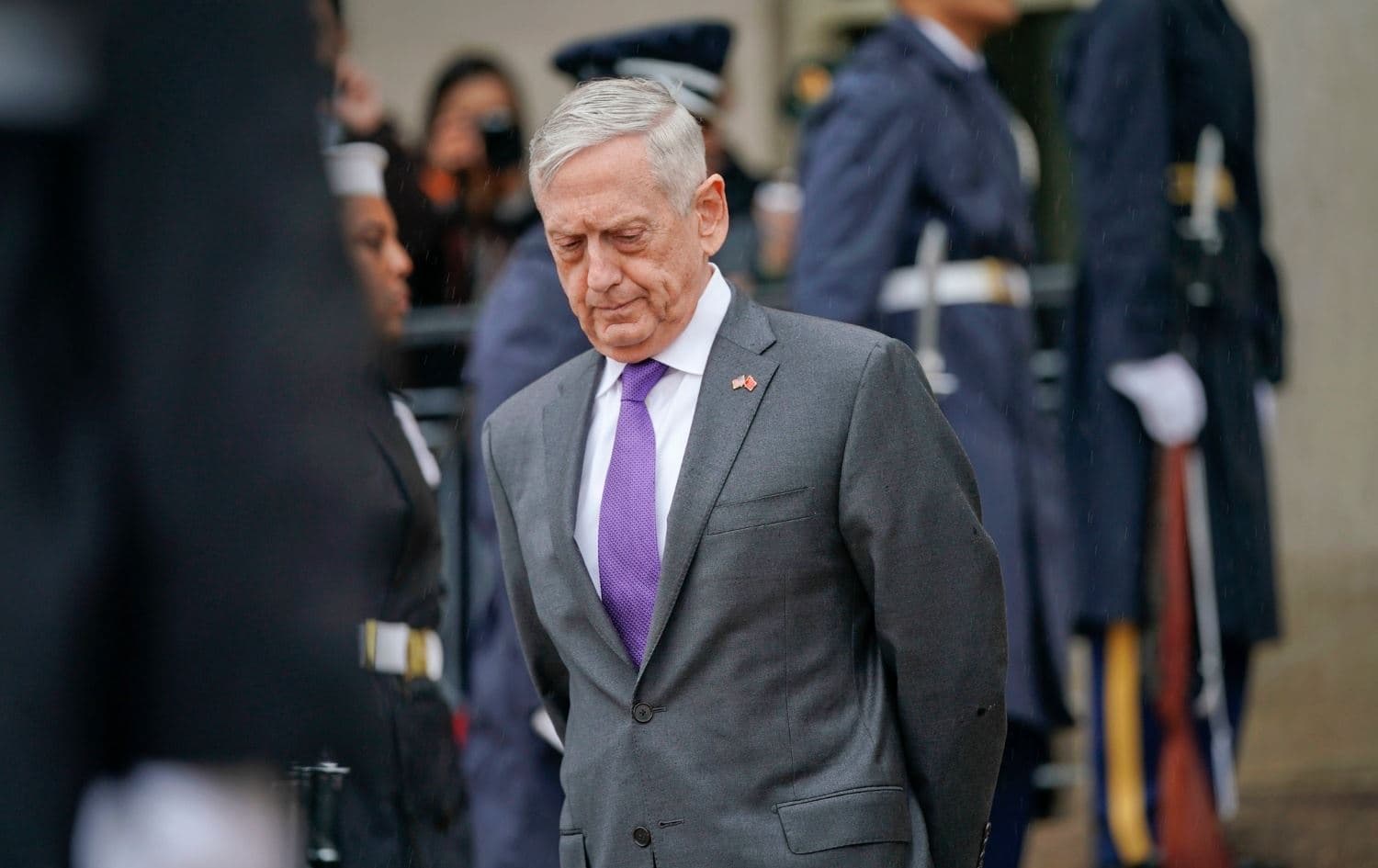 Eski ABD Savunma Bakanı Mattis: Savaşı durdurmak Hürmüz'ü İran'a teslim etmektir