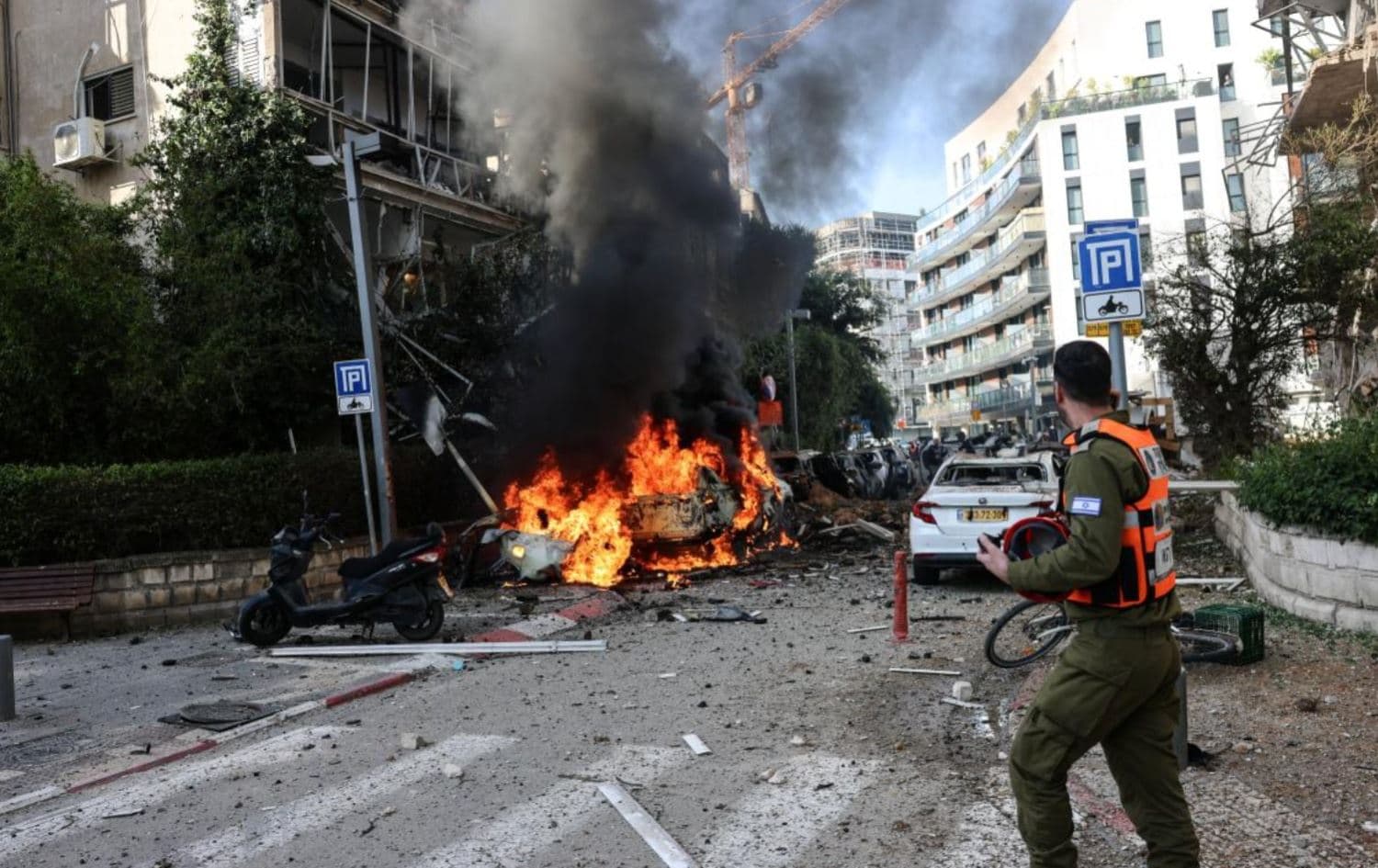 İran müzakereyi kimle yapmak istiyor, ekonomik krizden kimi sorumlu tutuyor?