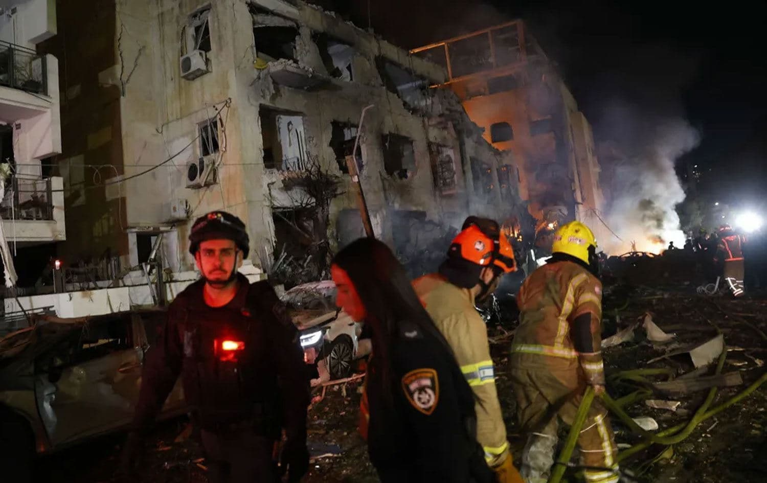 Îranê bi mûşekên balîstîk êrişî Îsraîlê kir: ‘Em dê bi erdê re bikin yek’