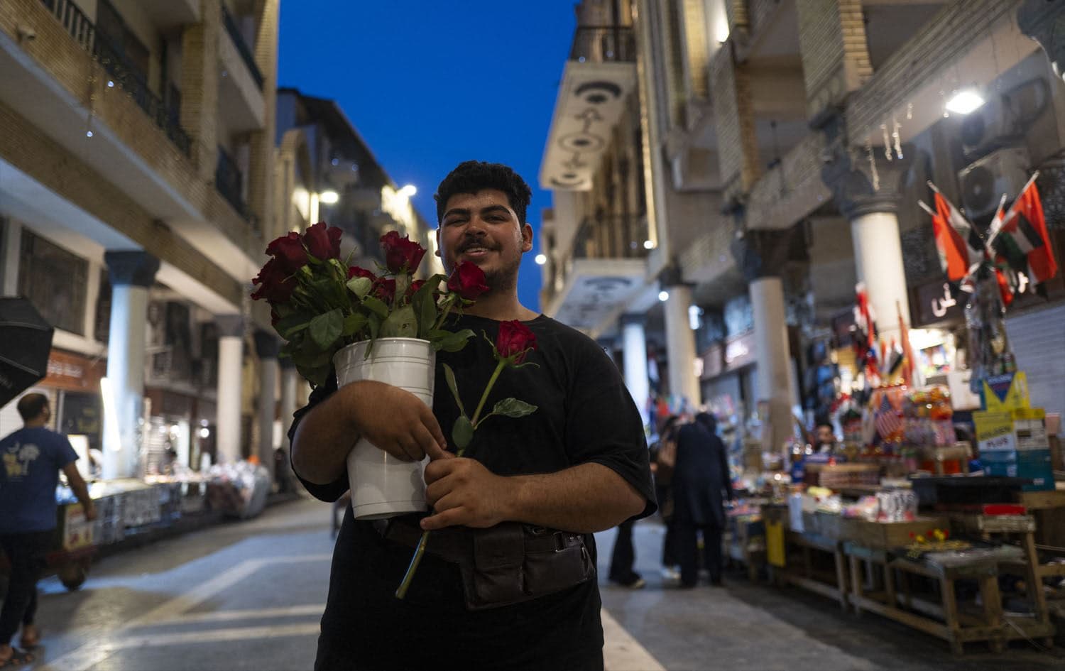 Nearly half a million Iraqis apply for 11,000 jobs