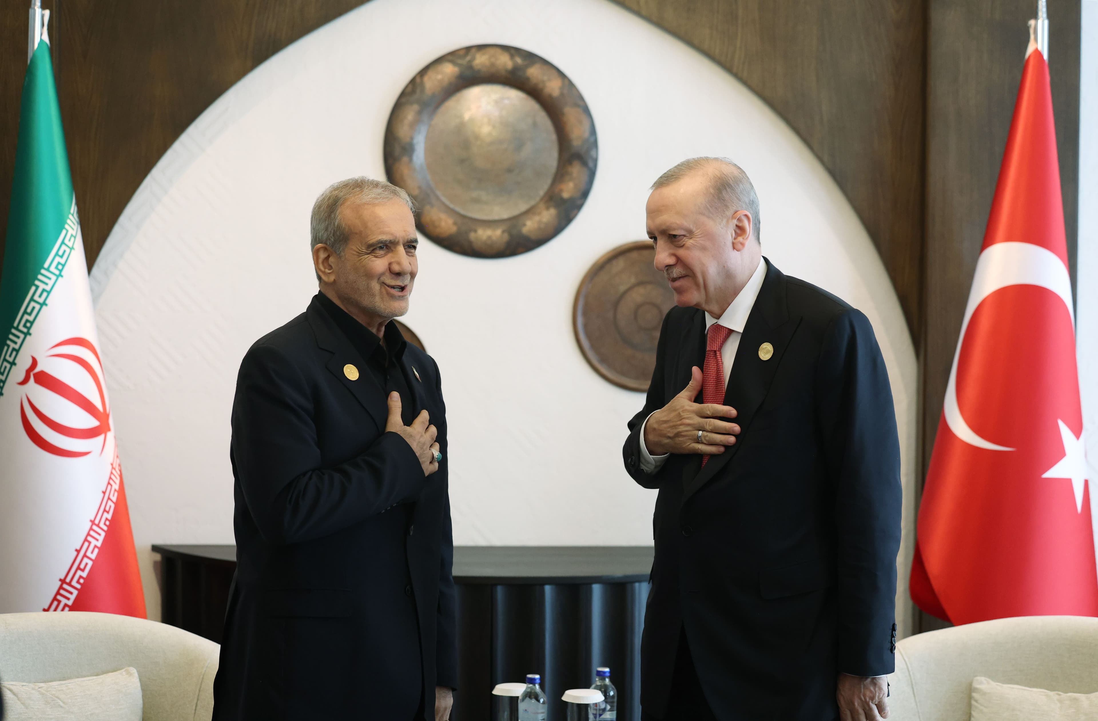 Erdogan offers to facilitate lasting Israel-Iran peace